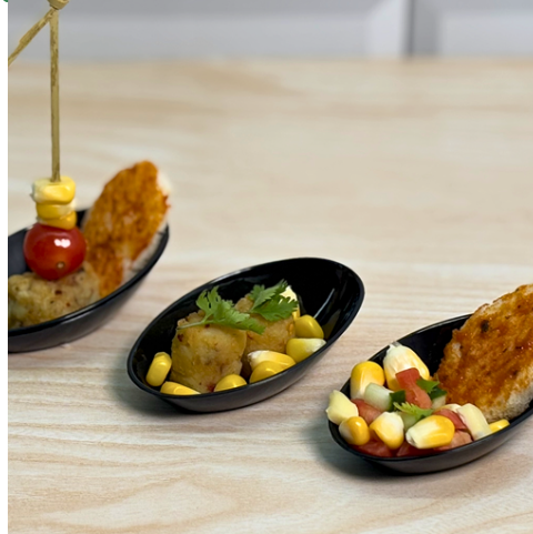 Oval Dessert Dish – Black & Clear